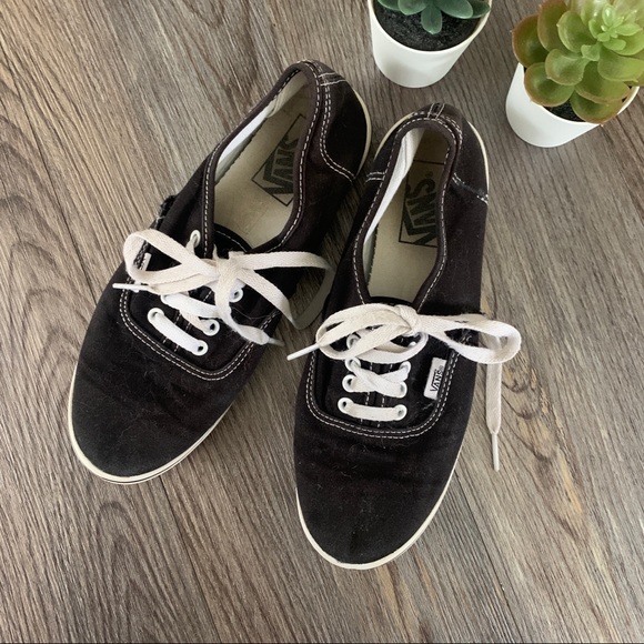 Vans Shoes - Vans classic size 6.5 womens